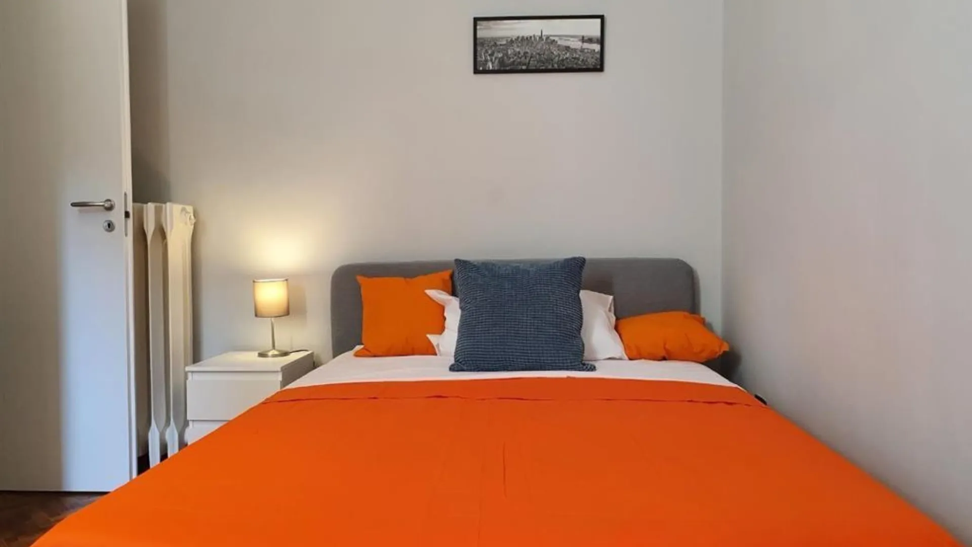 Private room in Milan photo 2