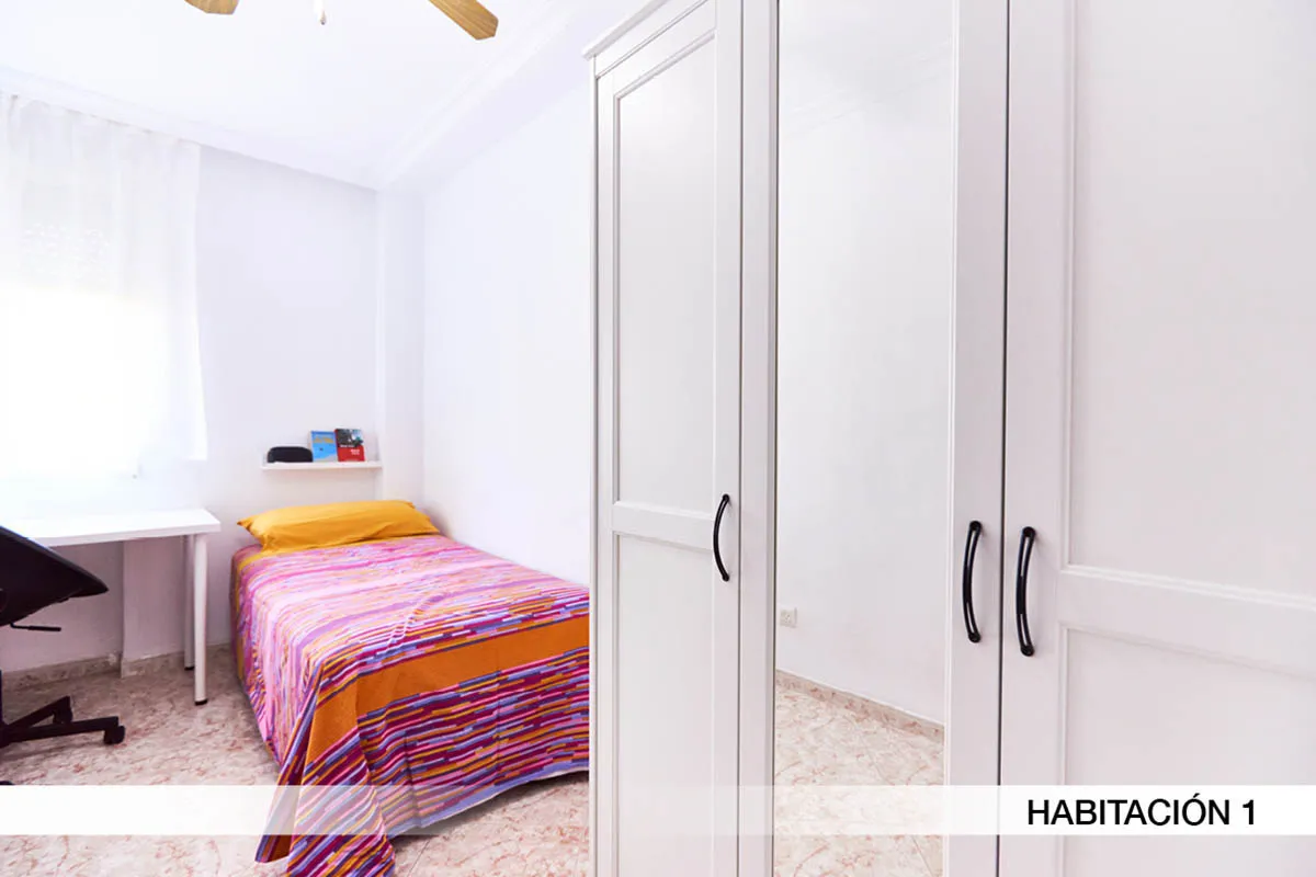 Room in Seville